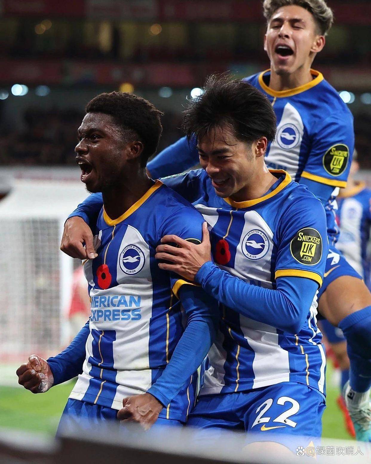 Vip注册地址-窗口期体能课后，莱比锡防线松动备战英超，媒体盛赞，身体对抗强度拉满(多特蒙德对莱比锡红牛)